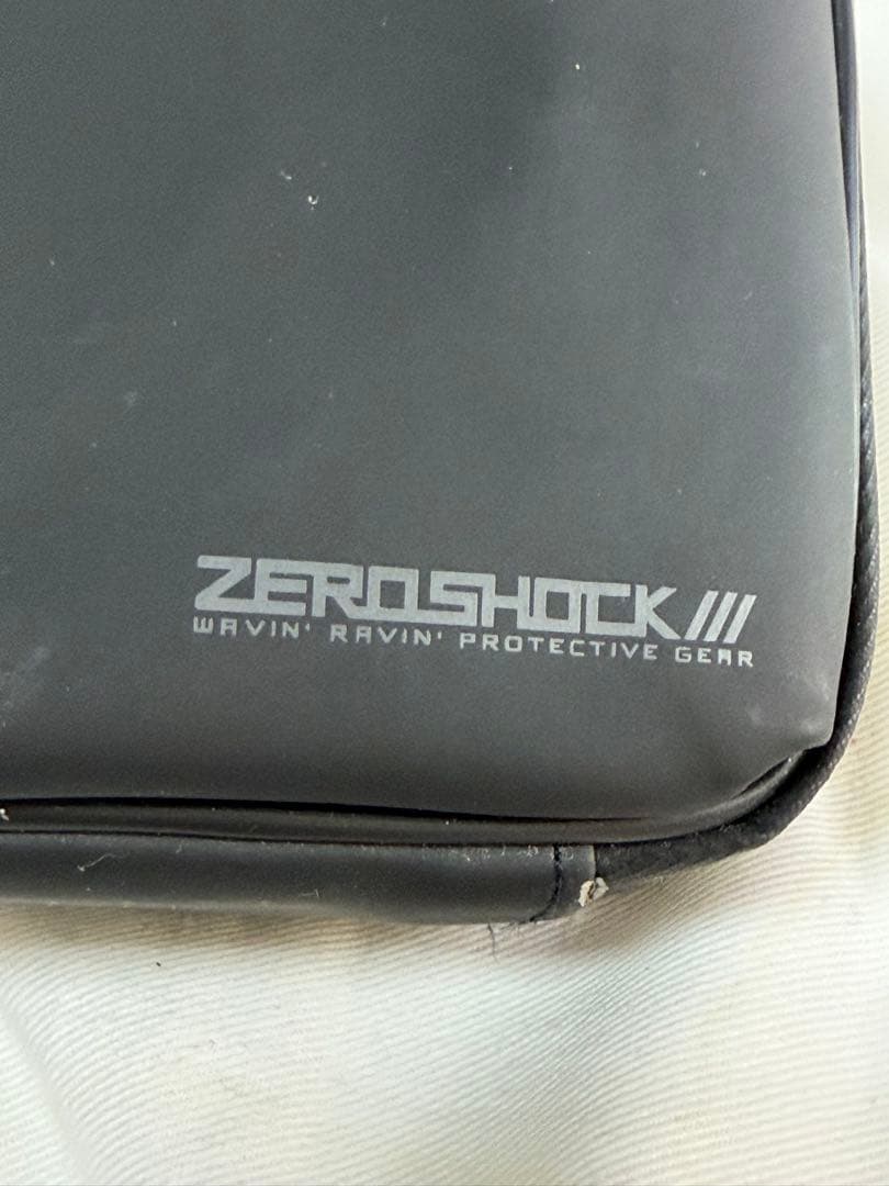 LaCie 外付けハードディスク 2TB オレンジ　ケースZEROSHOCK付き