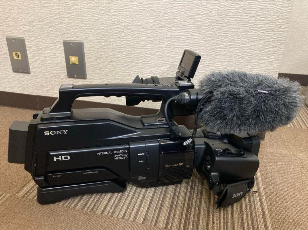 SONY 業務用ビデオカメラ　HXR-MC2000 【今購入ならカメラバッグも】