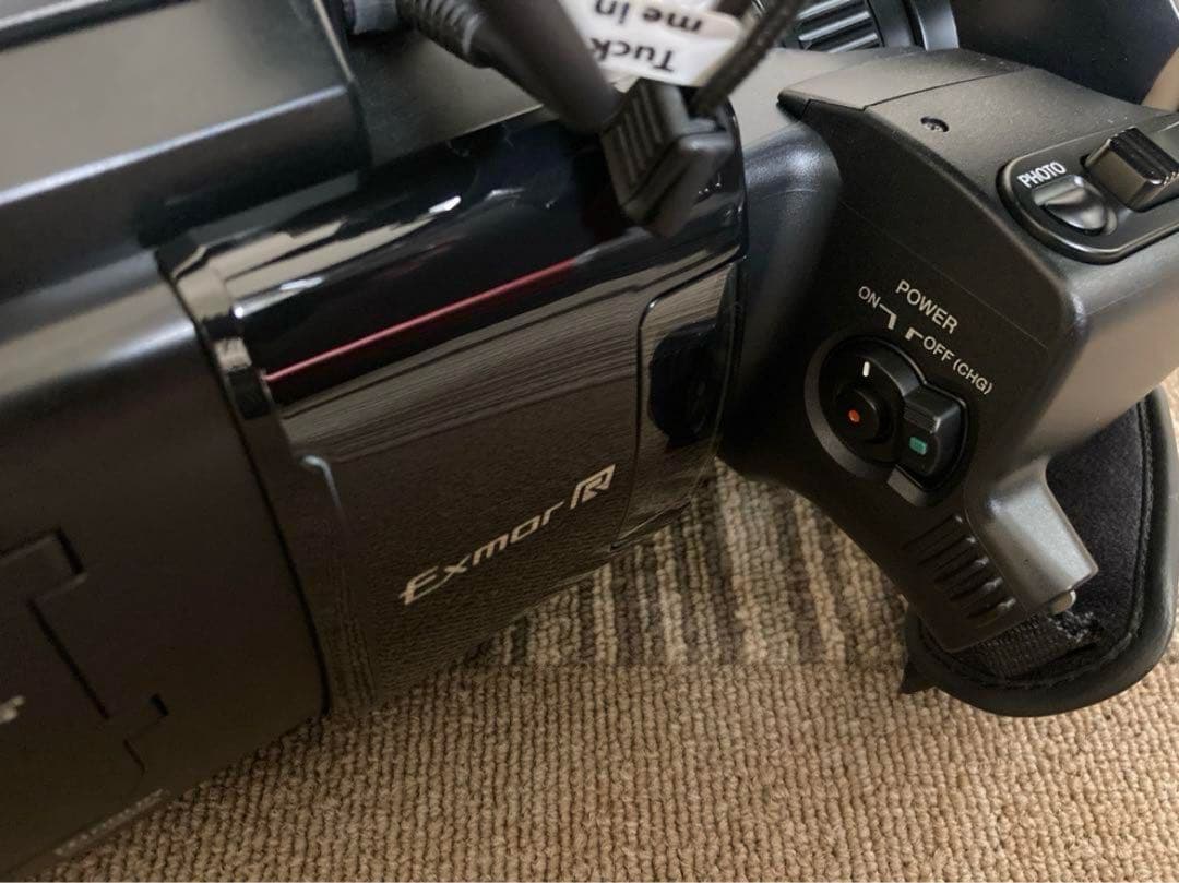 SONY 業務用ビデオカメラ　HXR-MC2000 【今購入ならカメラバッグも】