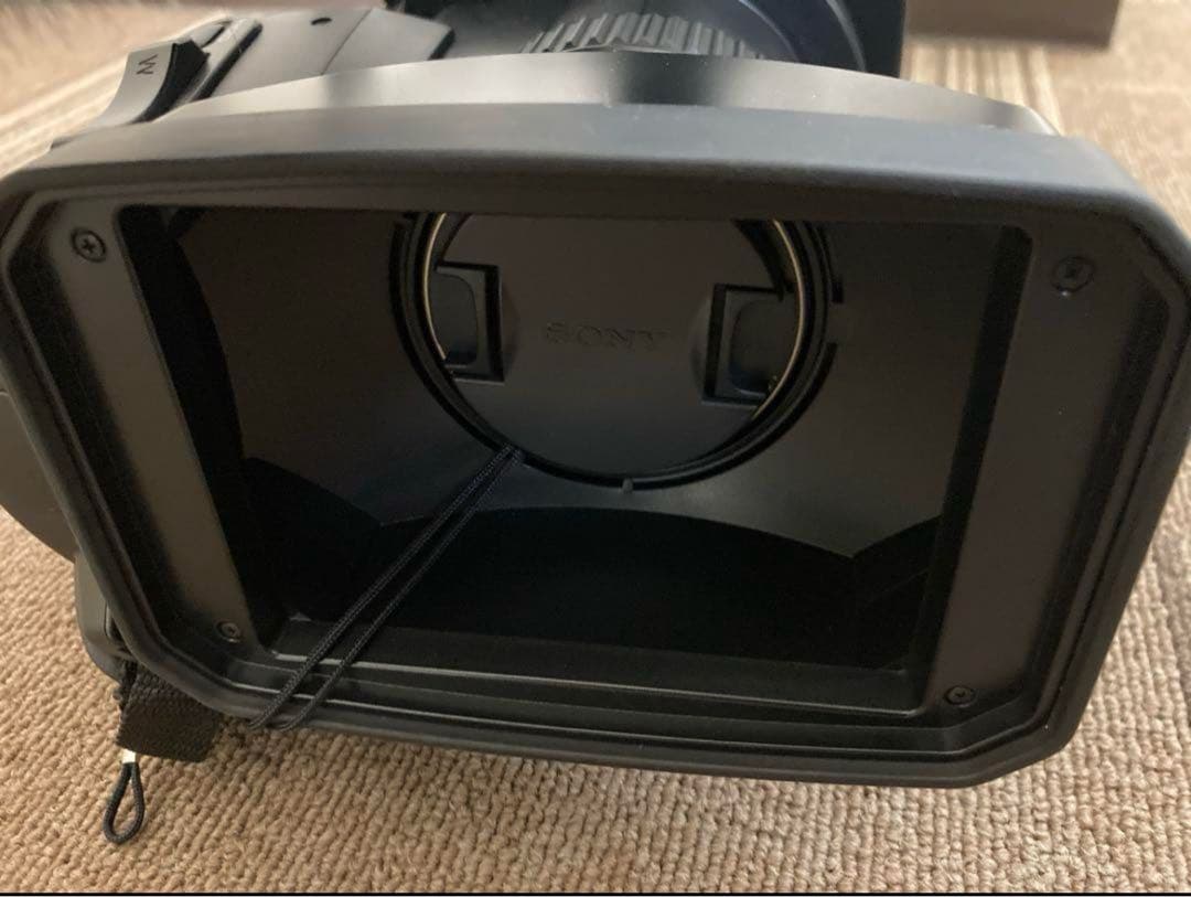SONY 業務用ビデオカメラ　HXR-MC2000 【今購入ならカメラバッグも】