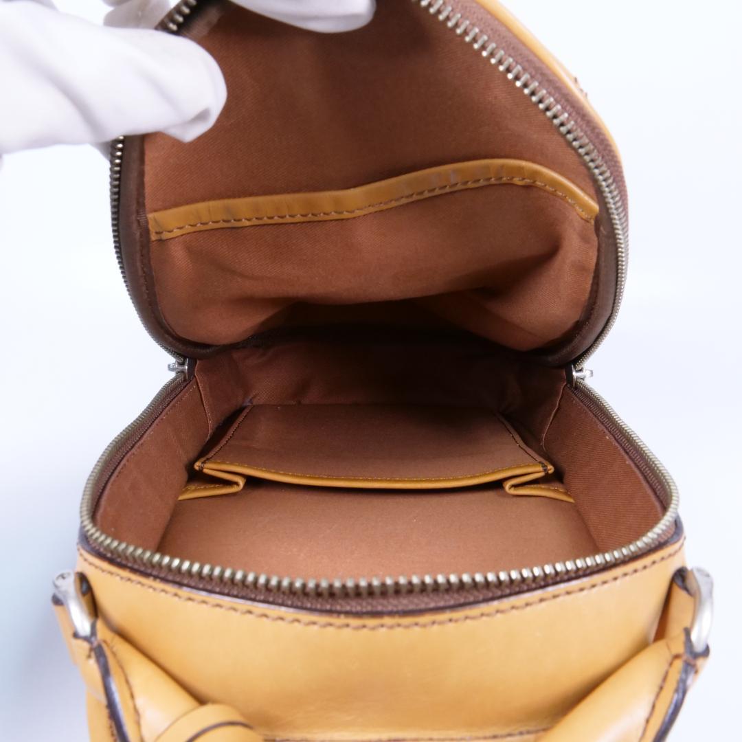 美品✨ エルゴポック HERGOPOCH ボディバッグ レザー キャメル