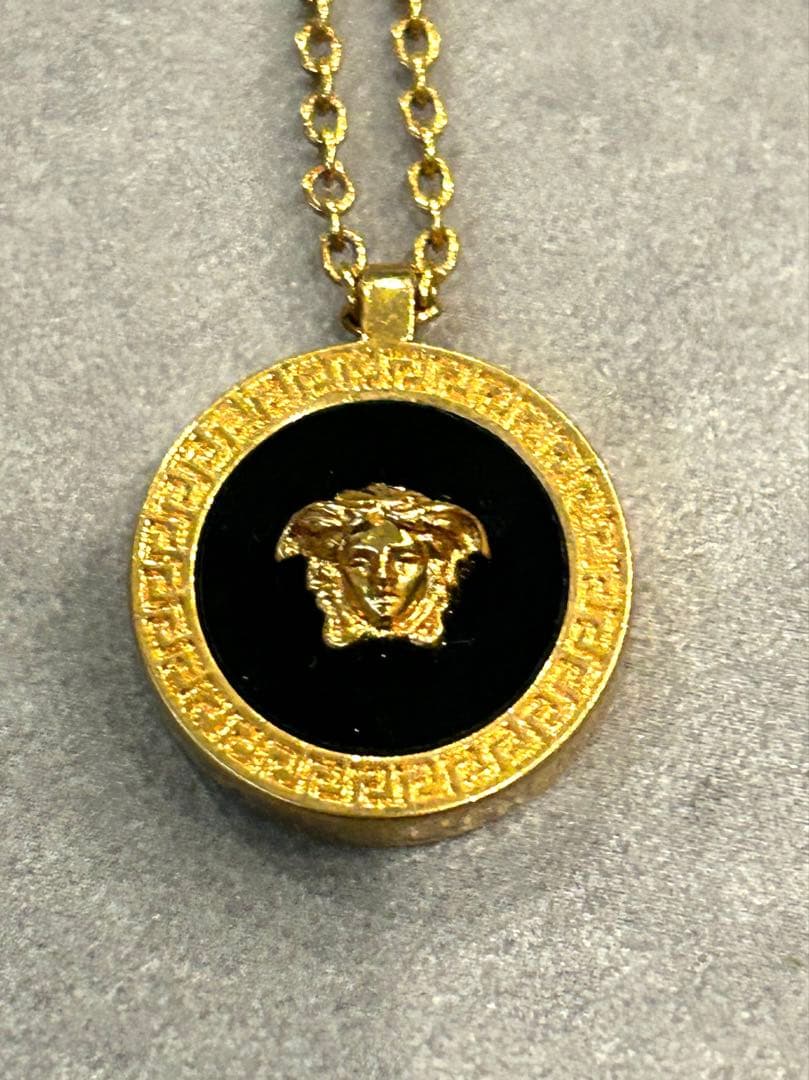 最安値VERSACE メデューサモチーフ ネックレス