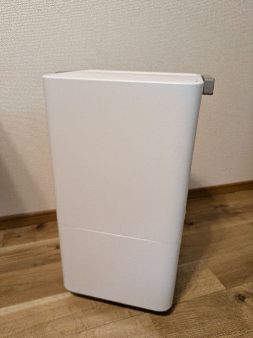 IRIS OHYAMA ICA-0301Y-W コンパクトクーラー