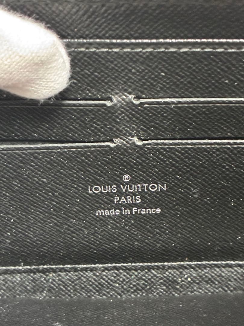 テイラー　ルイヴィトン ジッピーウォレット ブラック ラウンドファスナー