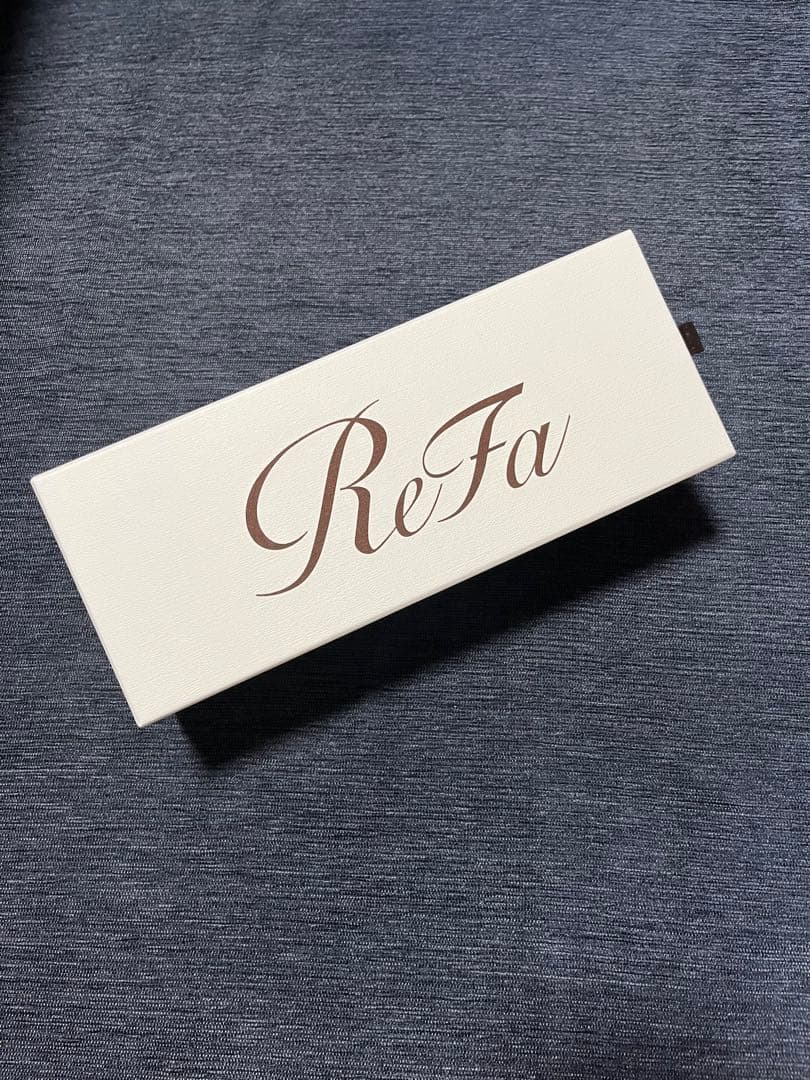 ReFa リファブリスル　ヘアブラシ ３日間の値下げです。