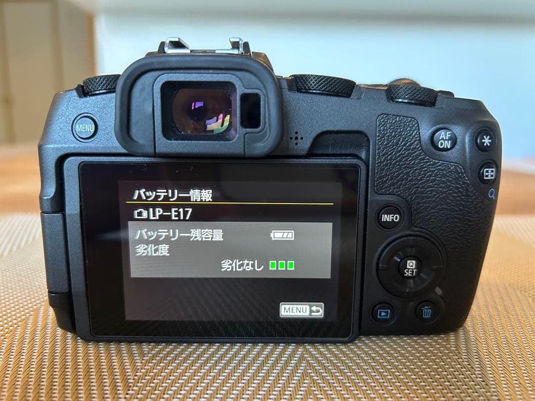 Canon EOS RP ミラーレスカメラ(ボディのみ)