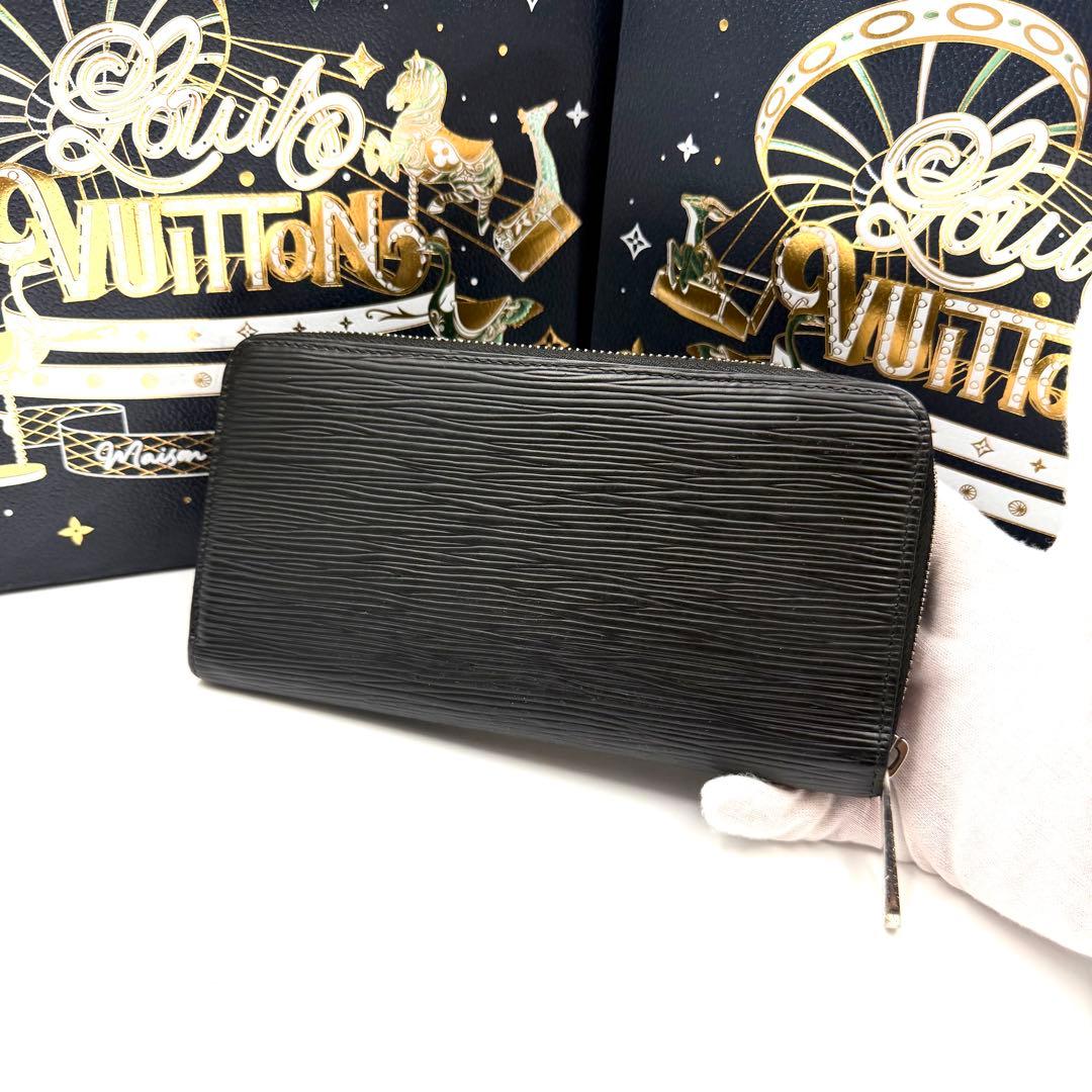 ルイヴィトン ジッピーウォレット エピ ノワール ラウンドファスナー 長財布 銀