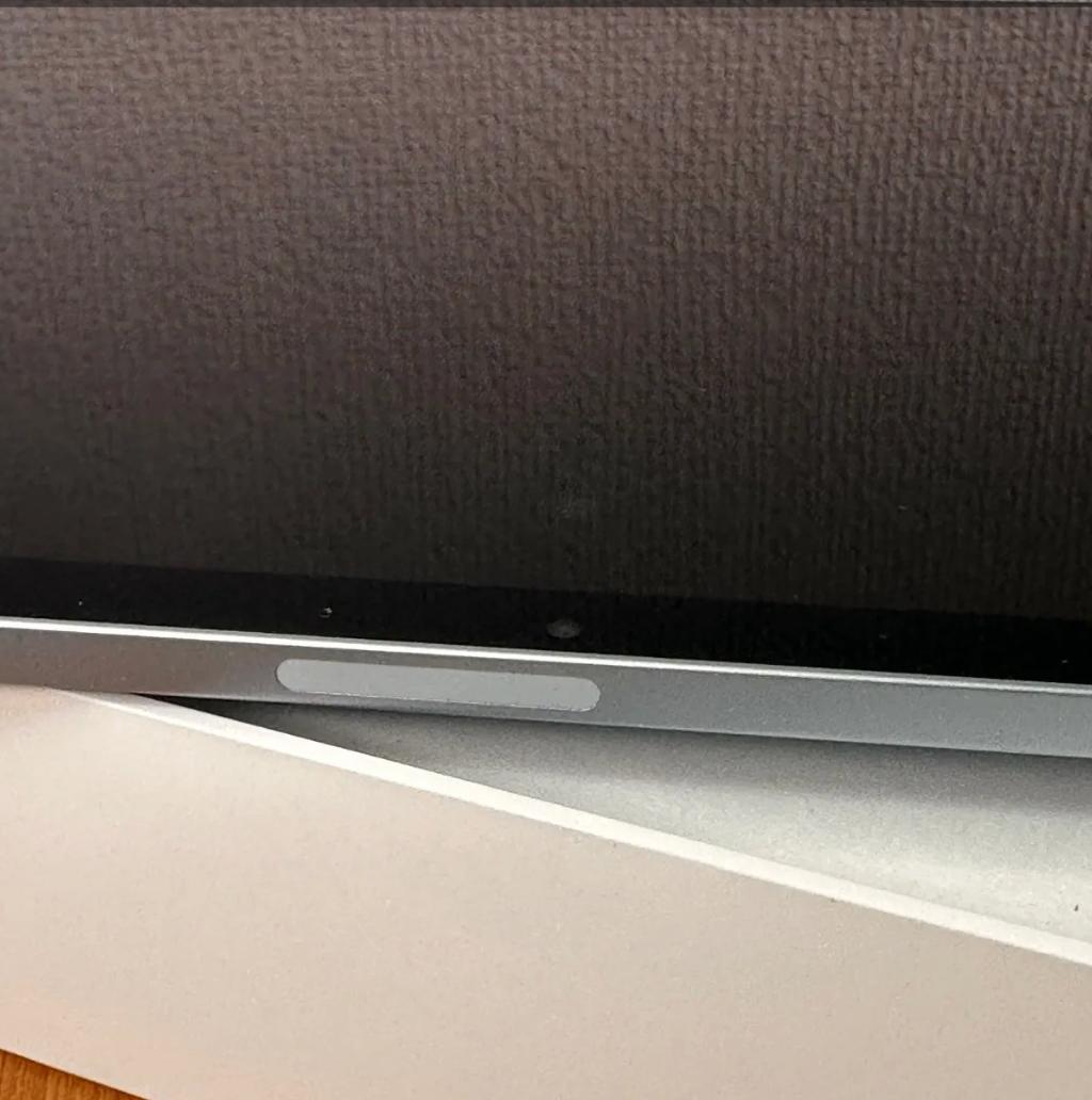 【美品】iPad Air (第6世代)128GB MUWD3J/A 7DVXX