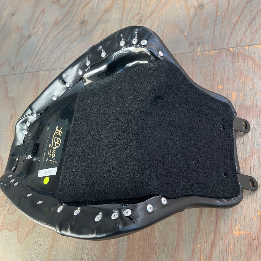 ベアボーンソロシートラペラLXE-007