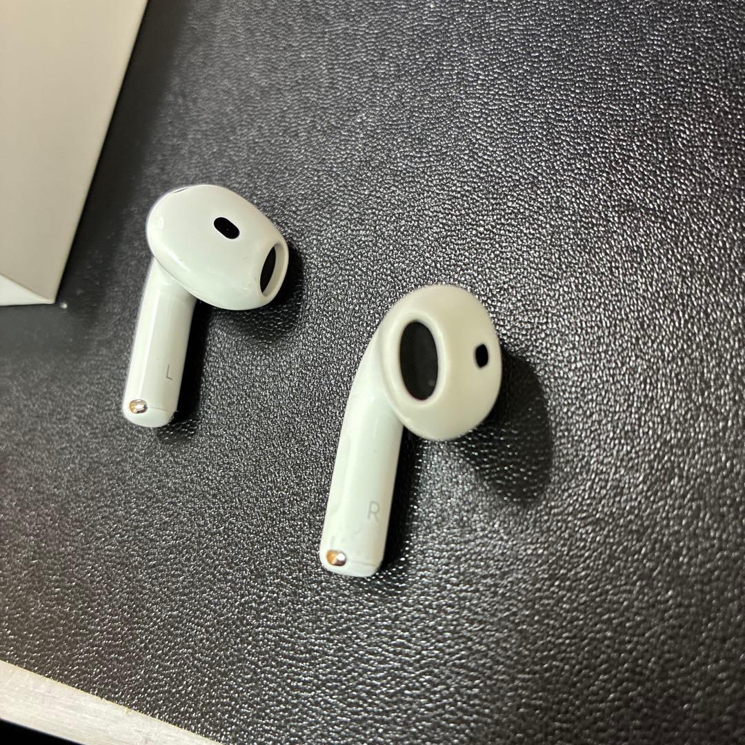 Apple AirPod 4 ノイキャンなし 本体