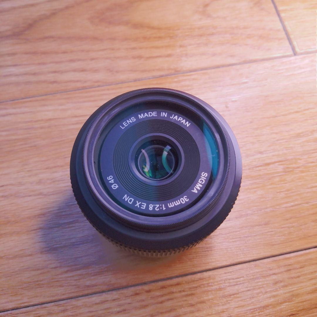 SIGMA 30mm F2.8 EX DN レンズ