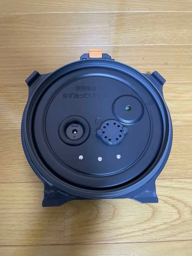 【美品】象印 炊飯器 5.5合 炎舞炊き NW-LB10