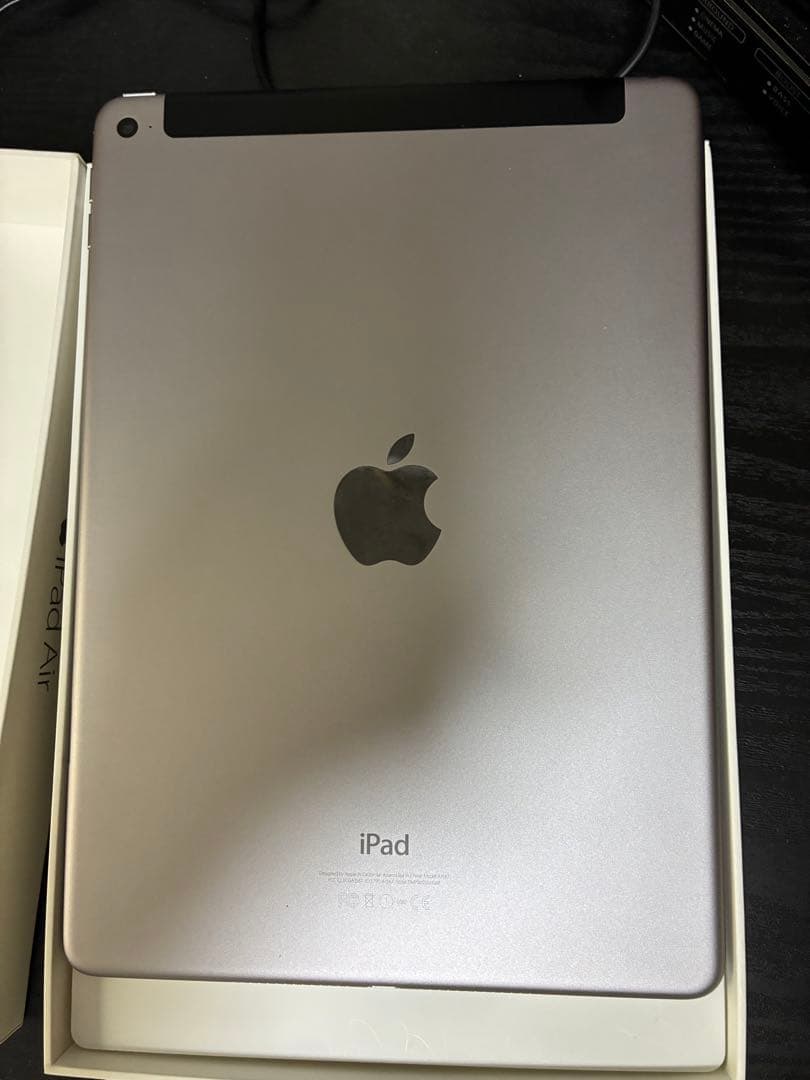 iPad本体 iPad Air2 32GB MNVP2J/A