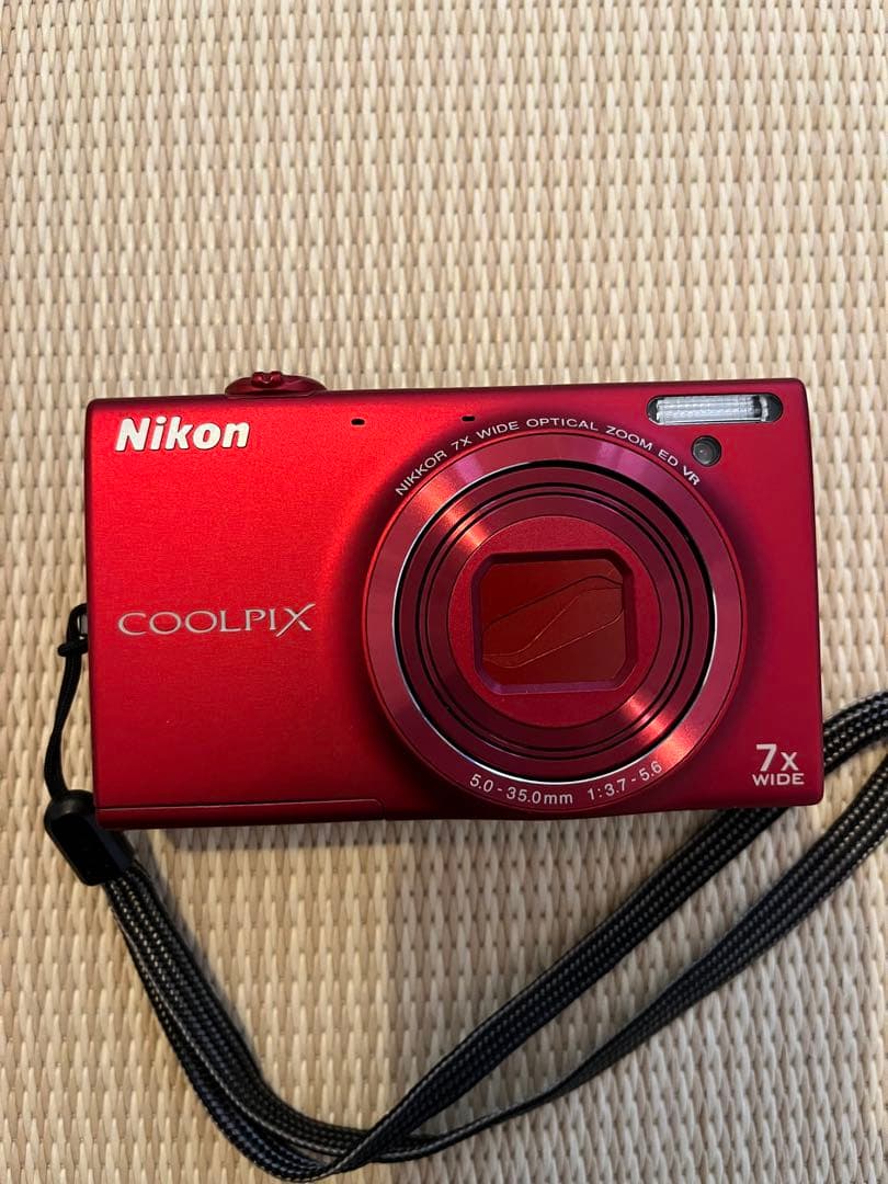 Nikon COOLPIX S6100 レッド