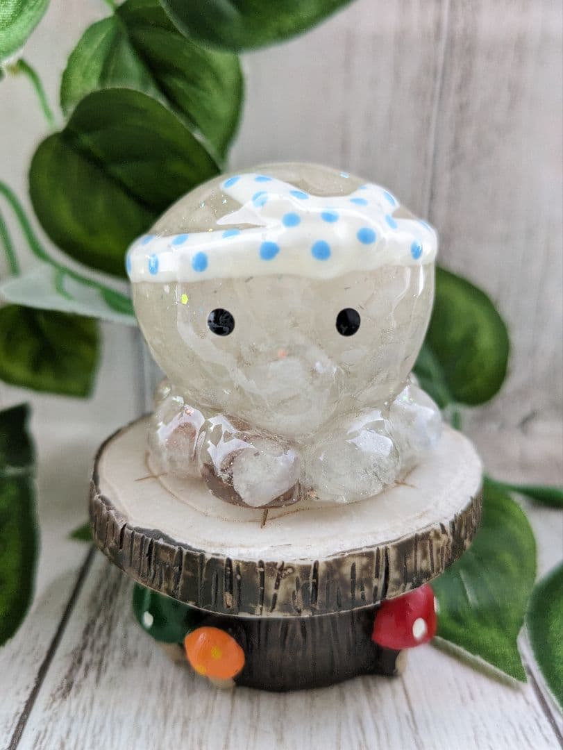 【つる927】オーラクォーツのあかい恐竜ちゃん形オルゴナイト☆他５点