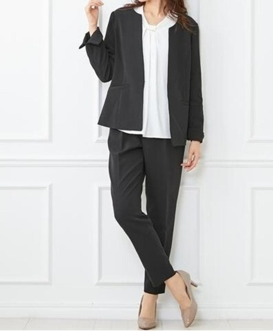 新品☆3L黒系無地ストレッチパンツスーツ上下セットお仕事・フォーマル〇B552