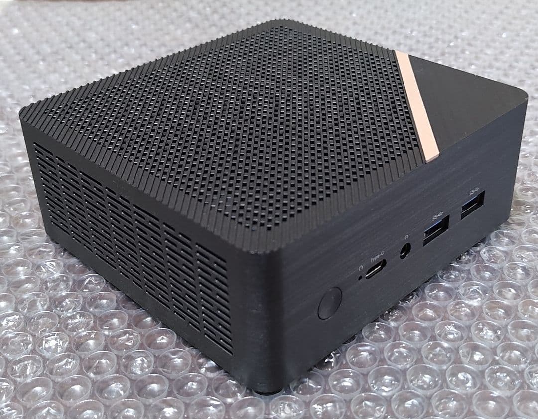 Chatreey AN4 Ryzen 7 8845HS ベアボーン Win11