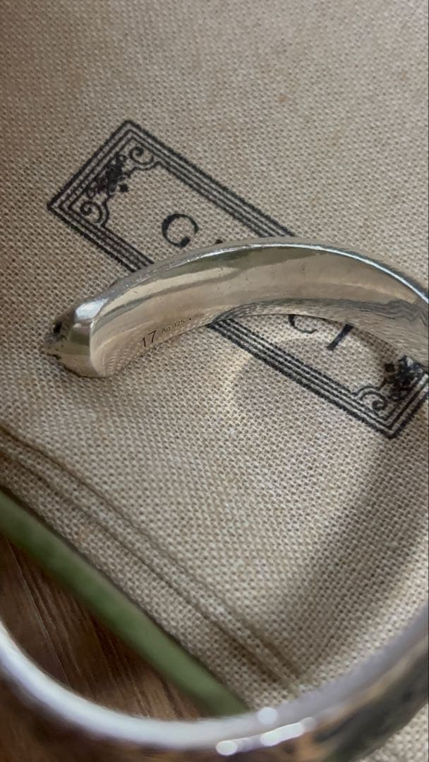 GUCCI シルバーブレスレット タイガー カフブレスレット