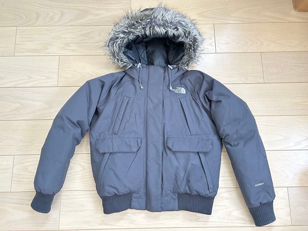 The North Face ブラックダウンジャケット　Mサイズ