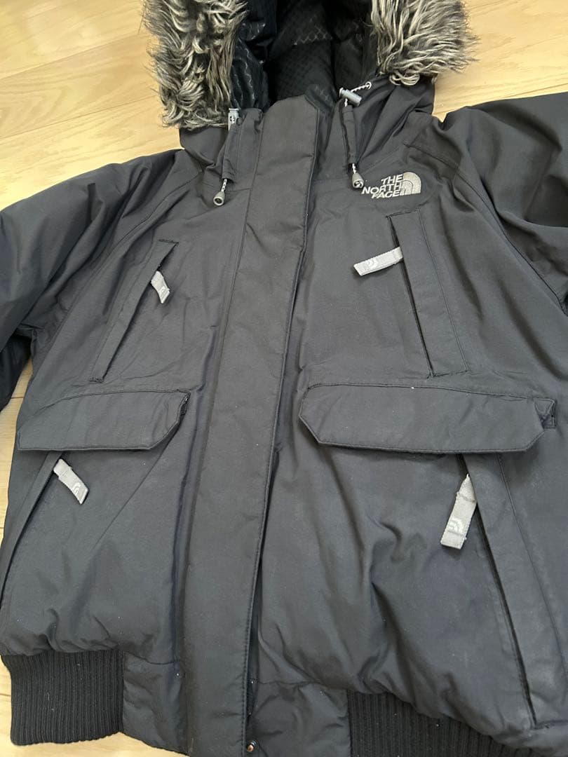 The North Face ブラックダウンジャケット　Mサイズ