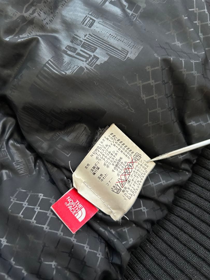 The North Face ブラックダウンジャケット　Mサイズ
