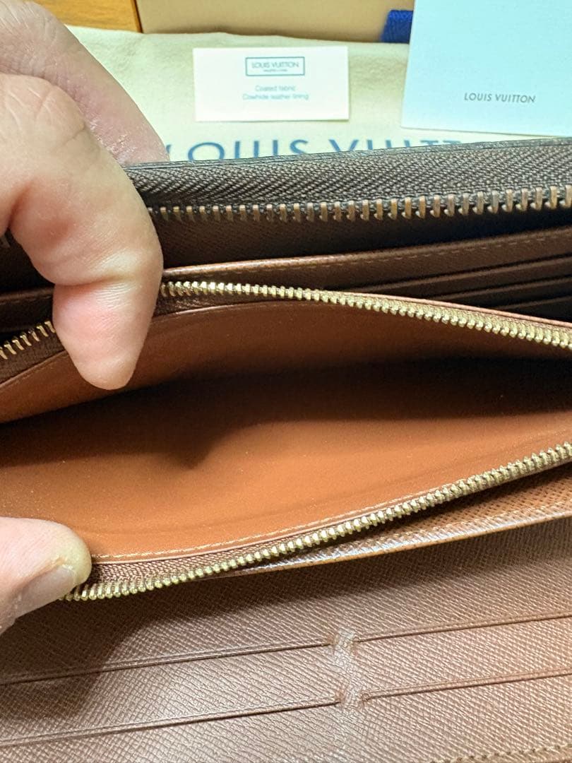 LOUIS VUITTON ジッピーオーガナイザー モノグラム