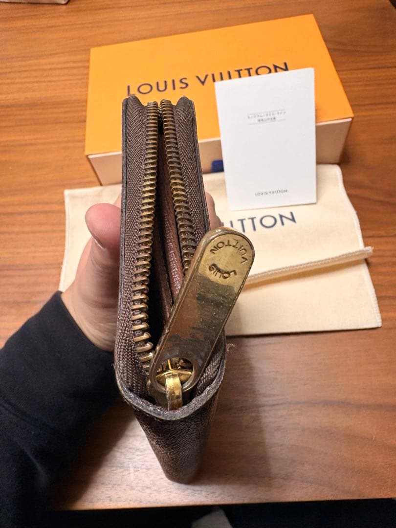 LOUIS VUITTON ジッピーオーガナイザー モノグラム