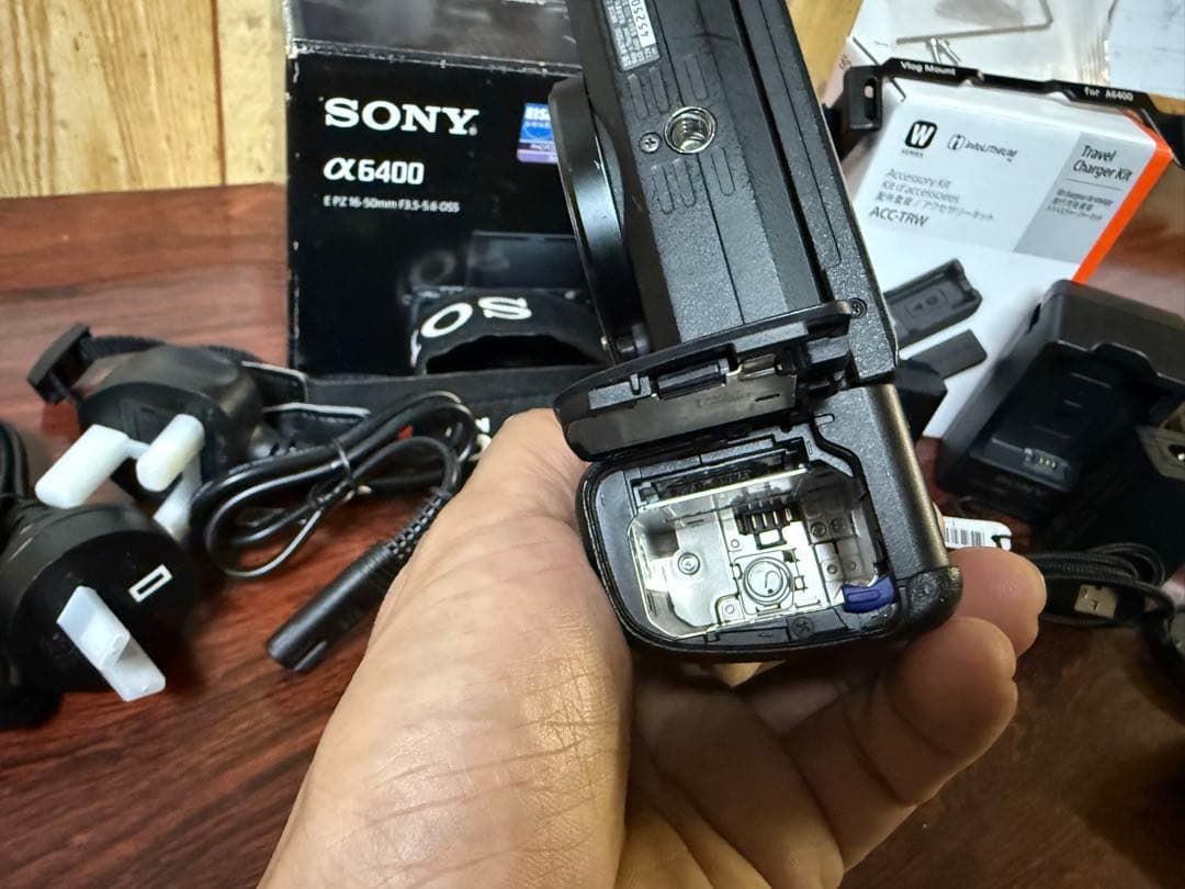 デジタルカメラ Sony a6400 Oversea Version(English Menu)