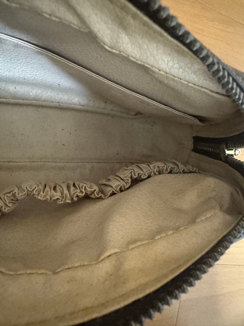 LOUIS VUITTON ヴィトン　ポーチ　トゥルーストワレット23