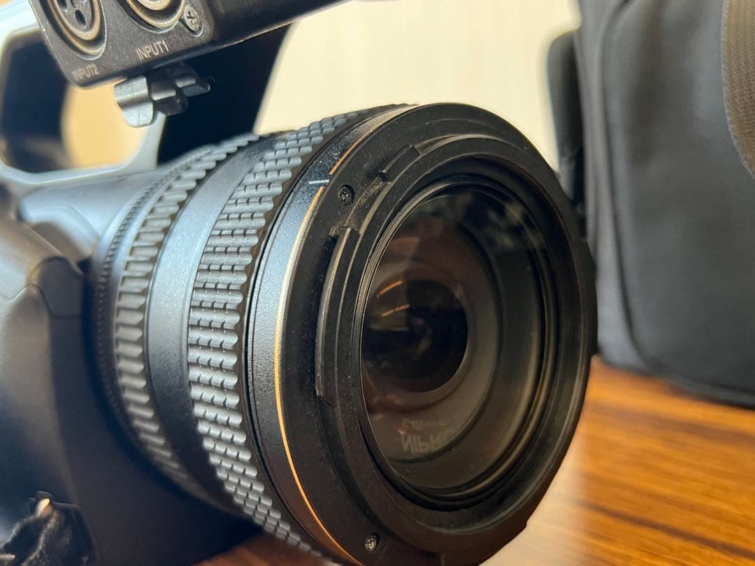 SONY HVR-Z5＋MRC1K、マイク・バッテリー3本・DVCAMテープ付き