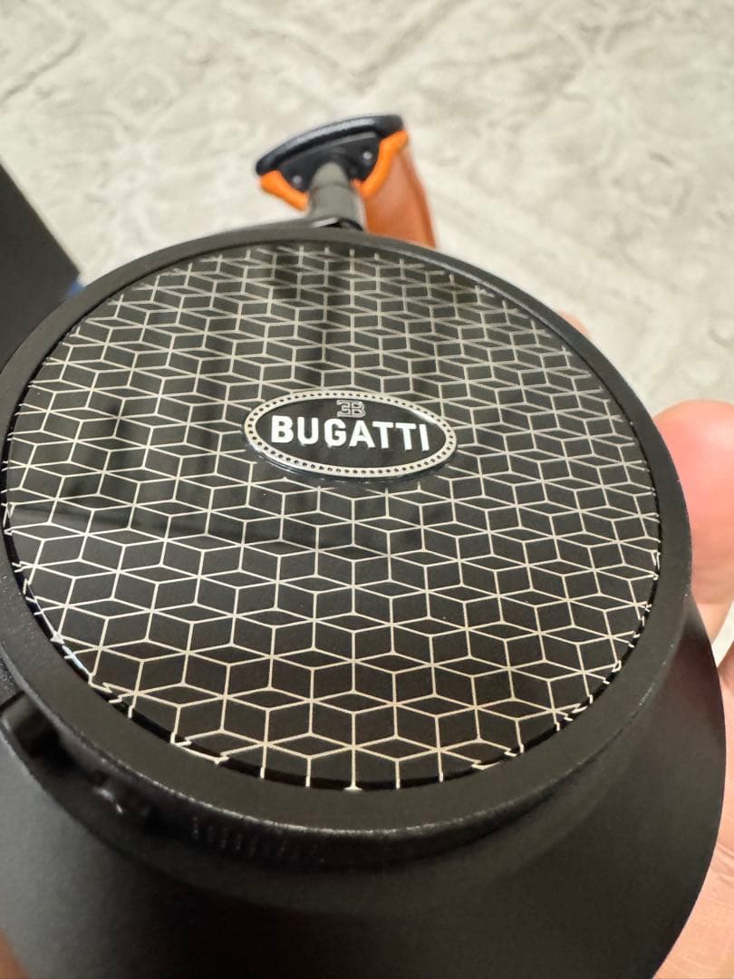 MASTER ＆ DYNAMIC MW75 ブガッティ限定モデル