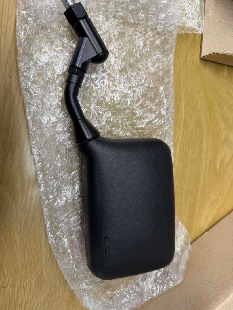 1100刀のミラーになります。