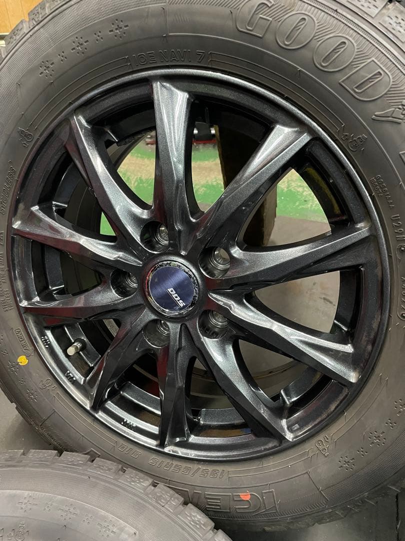 [バリ溝]195/65R15国産スタッドレスタイヤセットセレナC27 ③