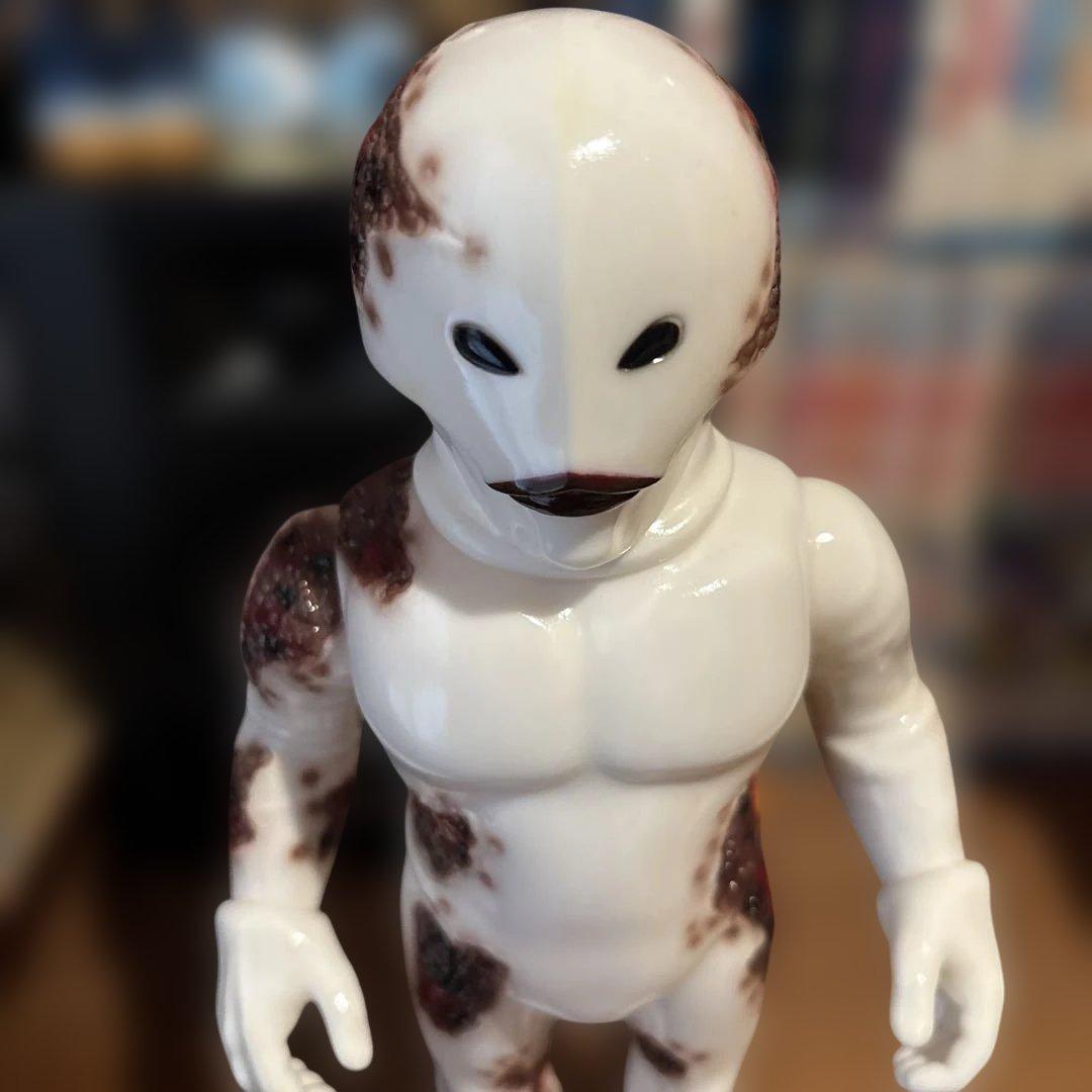 ブラドサカー星人 ソフビ UNKNOWN MAKER