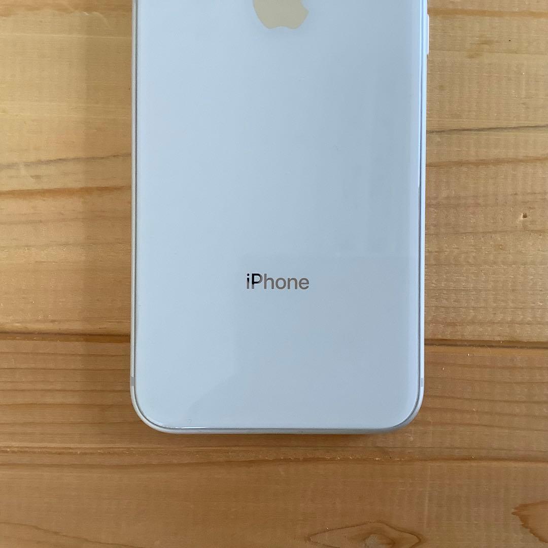 Apple iPhone 8 Silver 64G 中古 現状渡し 部品取り 2