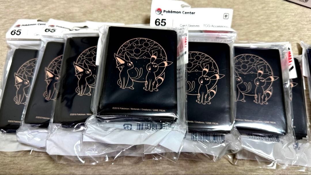 ブラッキー　エーフィ　WCS 2023 ポケモン シールド スリーブ　10個