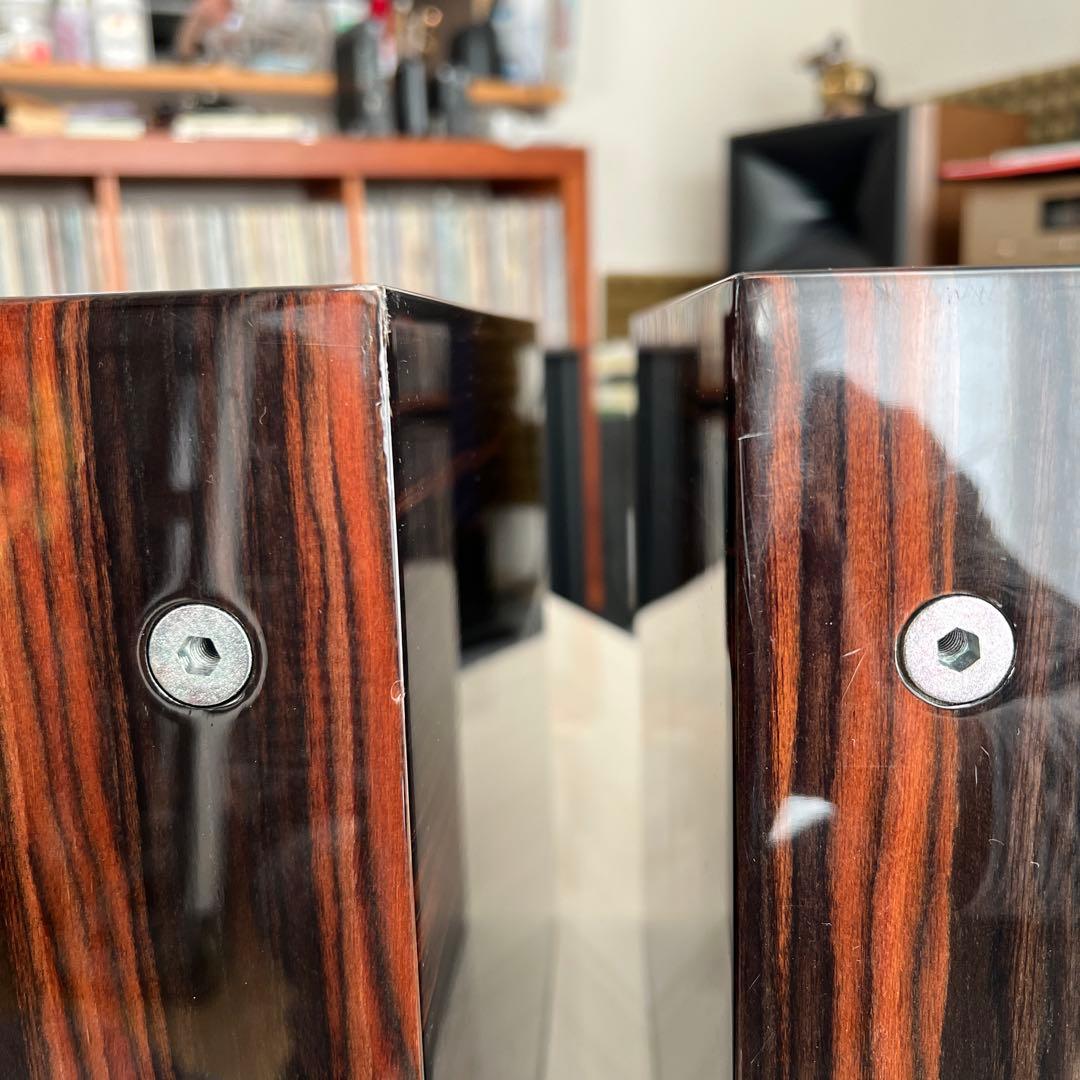 Bowers & Wilkins 705S2 signatureスピーカーペア