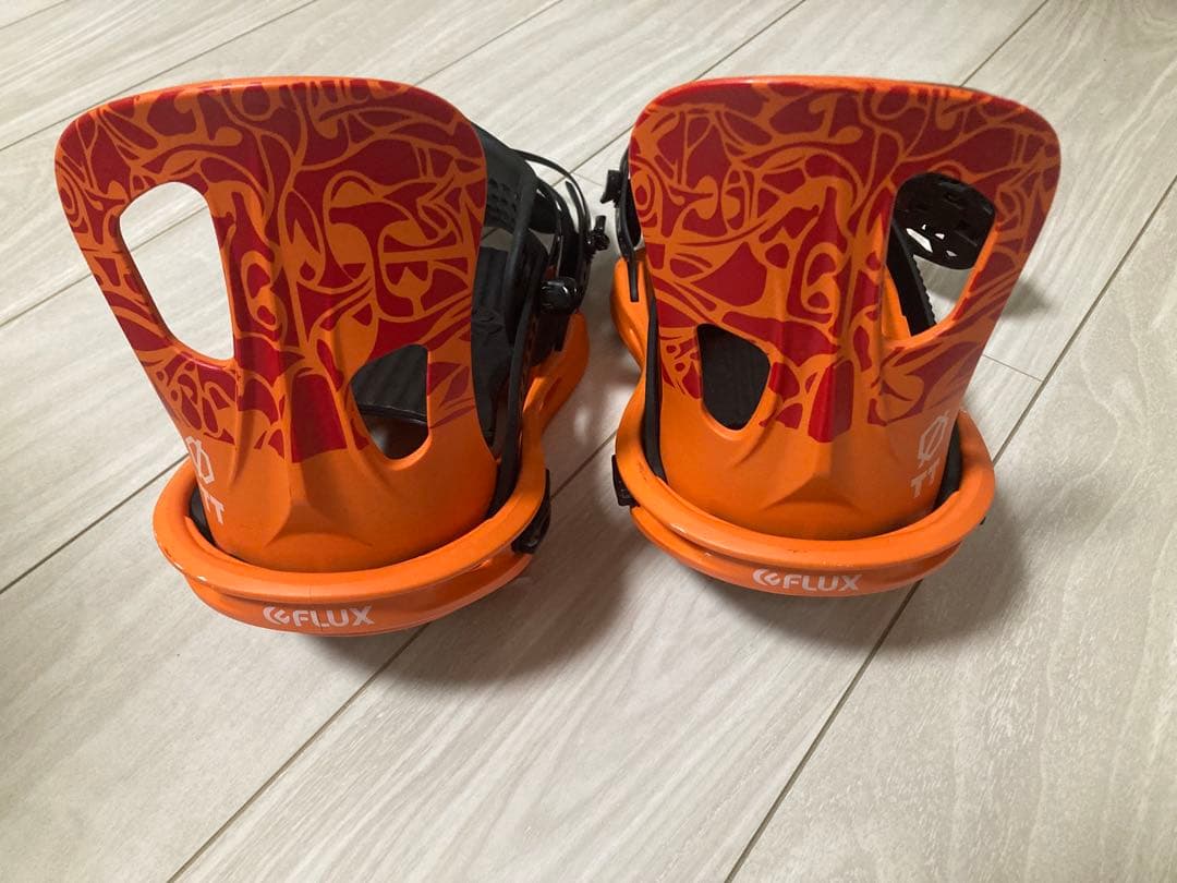 スノーボード　ビンディング
