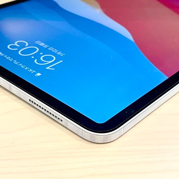 【美品】iPad Pro 2018 64GB シルバー キーボード・マウス付き