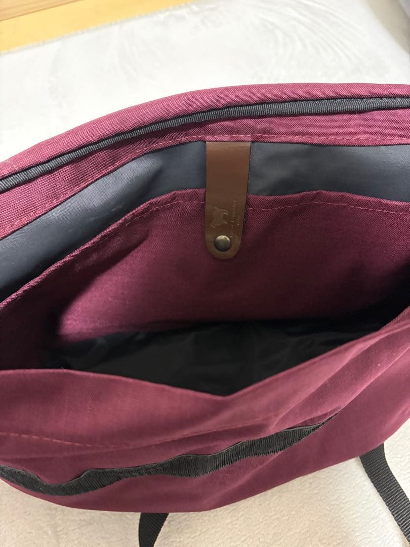 エルベシャプリエ　メッセンジャーバッグ　フランス製