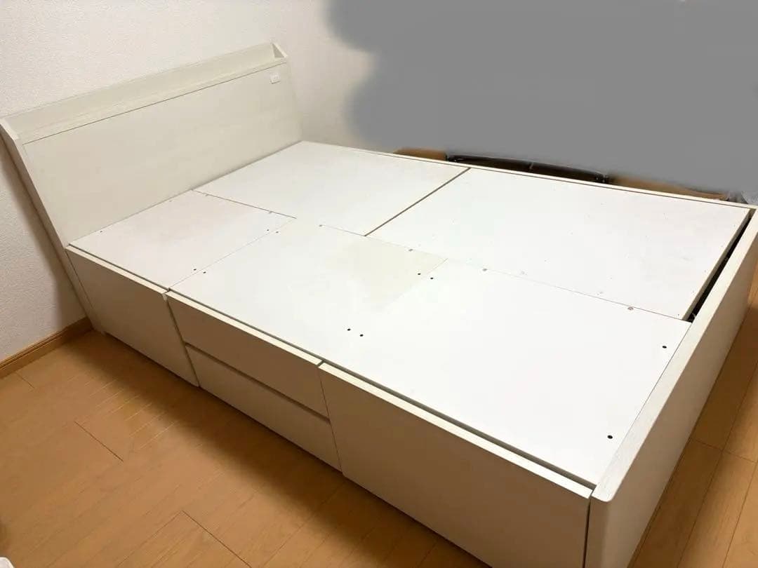 【大阪市内直接取引orたのめる便限定】セミダブルベットフレーム収納、コンセント付