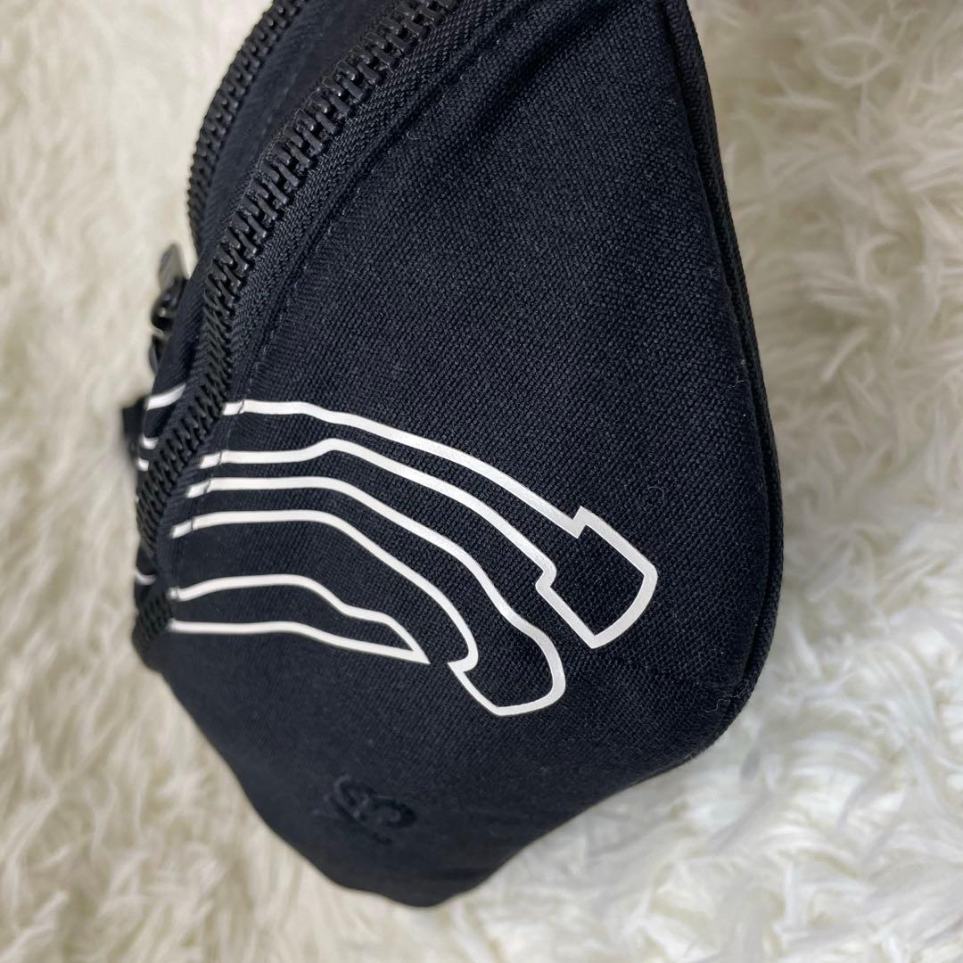 【美品】Y-3 ヨウジヤマモト ボディバッグ 黒 男女兼用