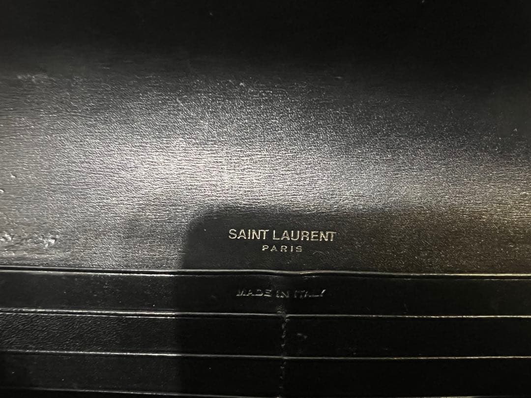 SAINT LAURENT ブラックレザー 長財布