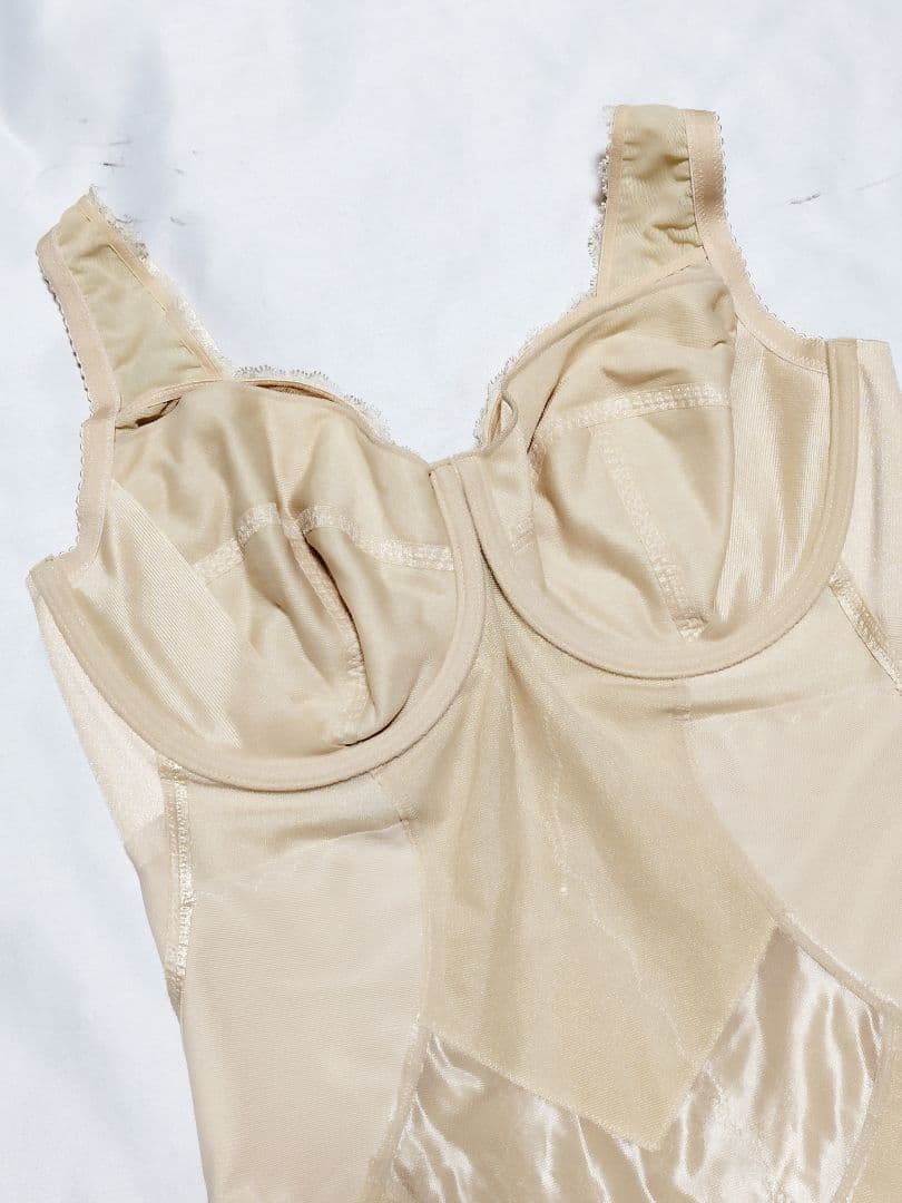 ワコール★LASEE／ラゼ★ボディスーツ★定価26,000円★E90LL