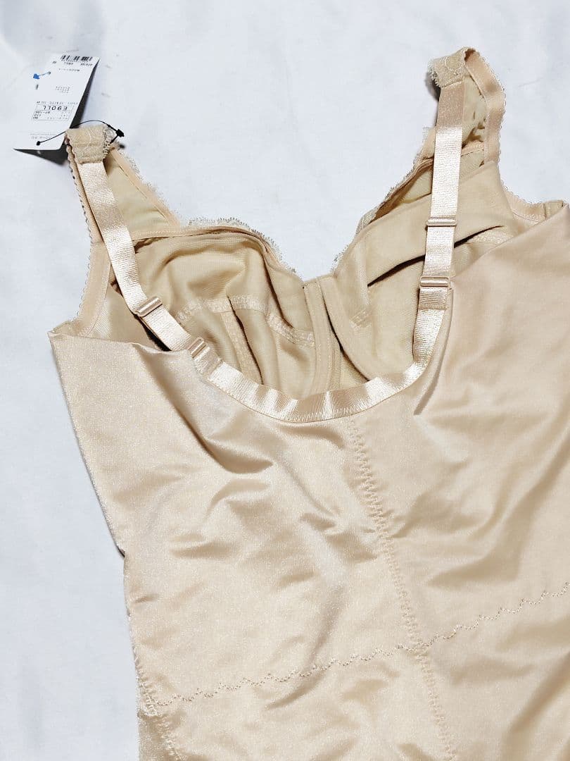 ワコール★LASEE／ラゼ★ボディスーツ★定価26,000円★E90LL