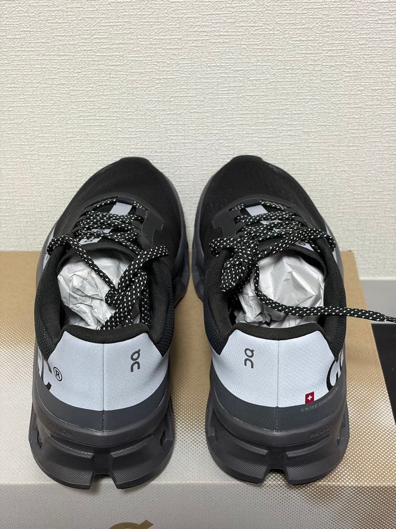 ON Cloud Monster Lumos オン クラウドモンスター 28.5