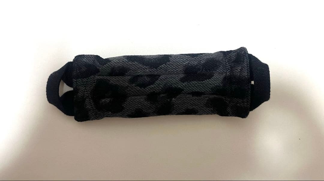 アーティポッペ　抱っこ紐　前向きインサート付 レオパードグレー