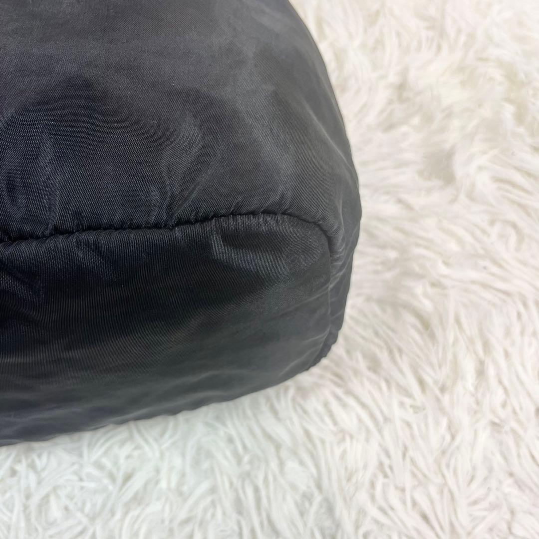 PRADA プラダ ポーチ マルチケース 小物入れ 巾着型