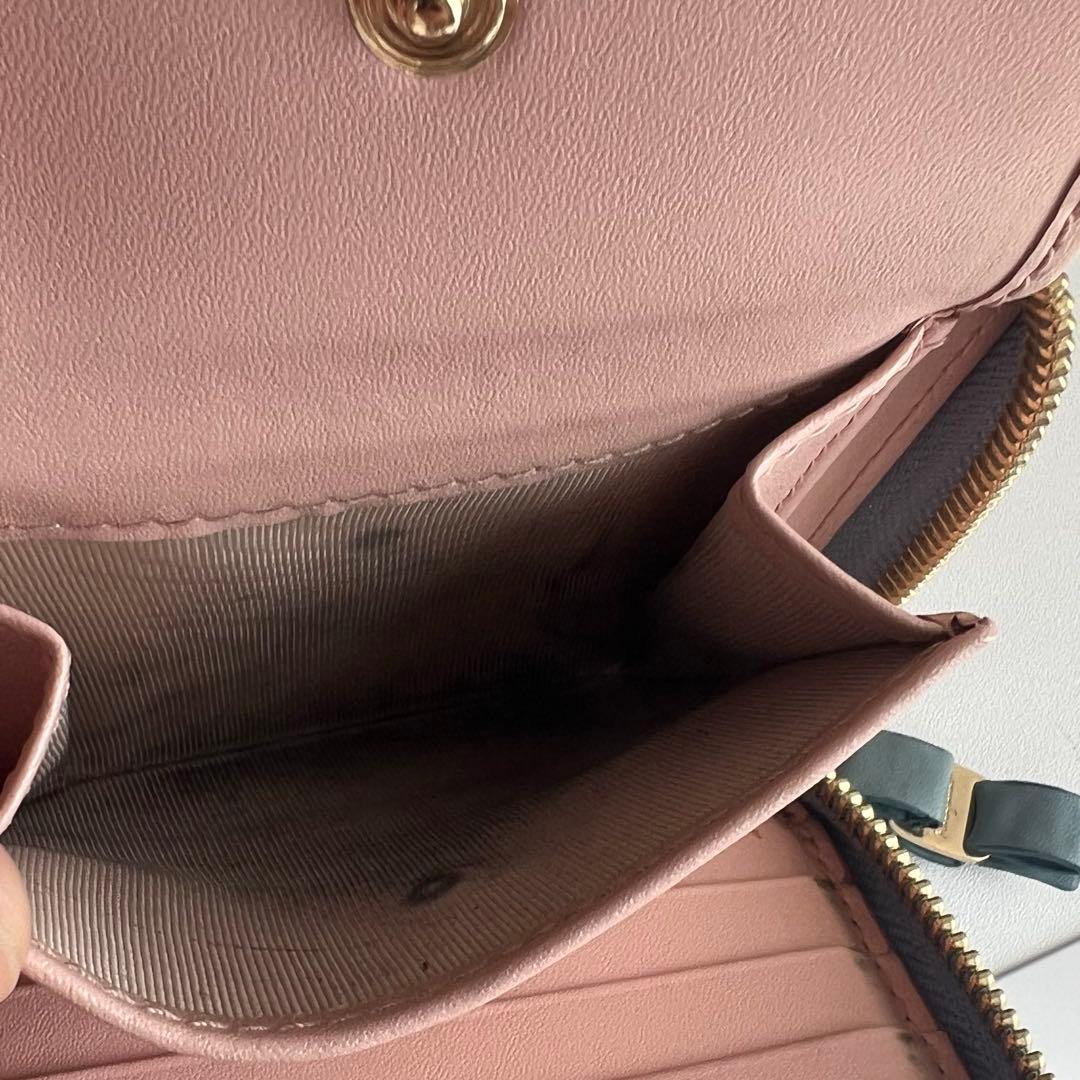 67 美品 Ferragamo サルバトーレフェラガモ 2つ折り財布