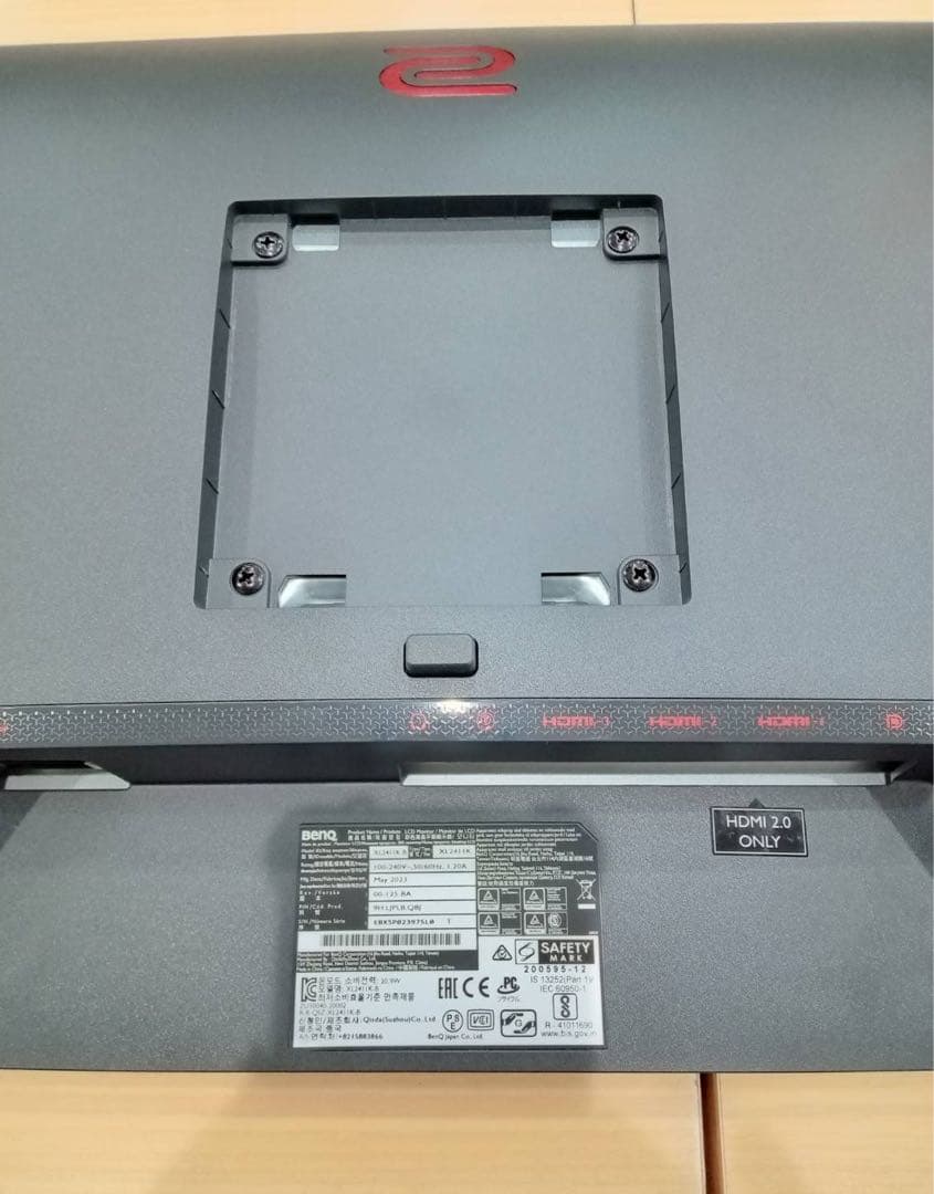 BenQ　ベンキュー　24インチ　ゲーミングモニター　［XL2411K］